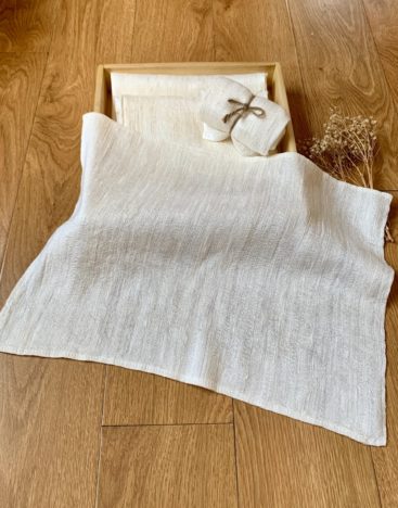 Mimi white silk face towel khăn mặt đũi tơ tằm